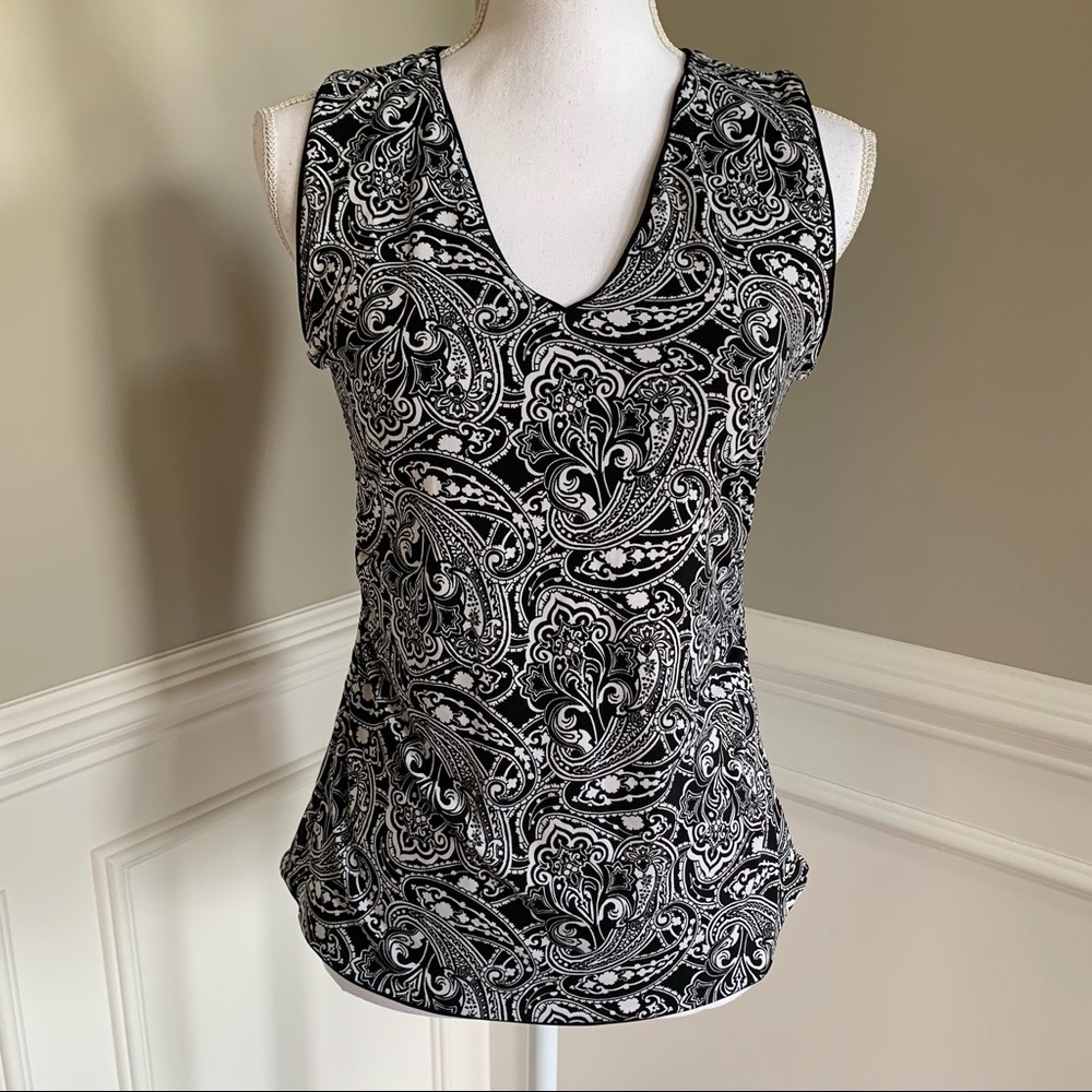 NEW WHBM Black Paisley Reversible Top Size Small